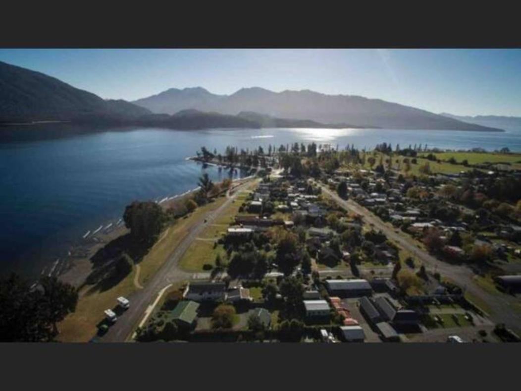 Te Anau Holiday Home - Free Wifi - Free Bikes & Kayaks - Short Walk To Lake & Town - Top Views Kültér fotó