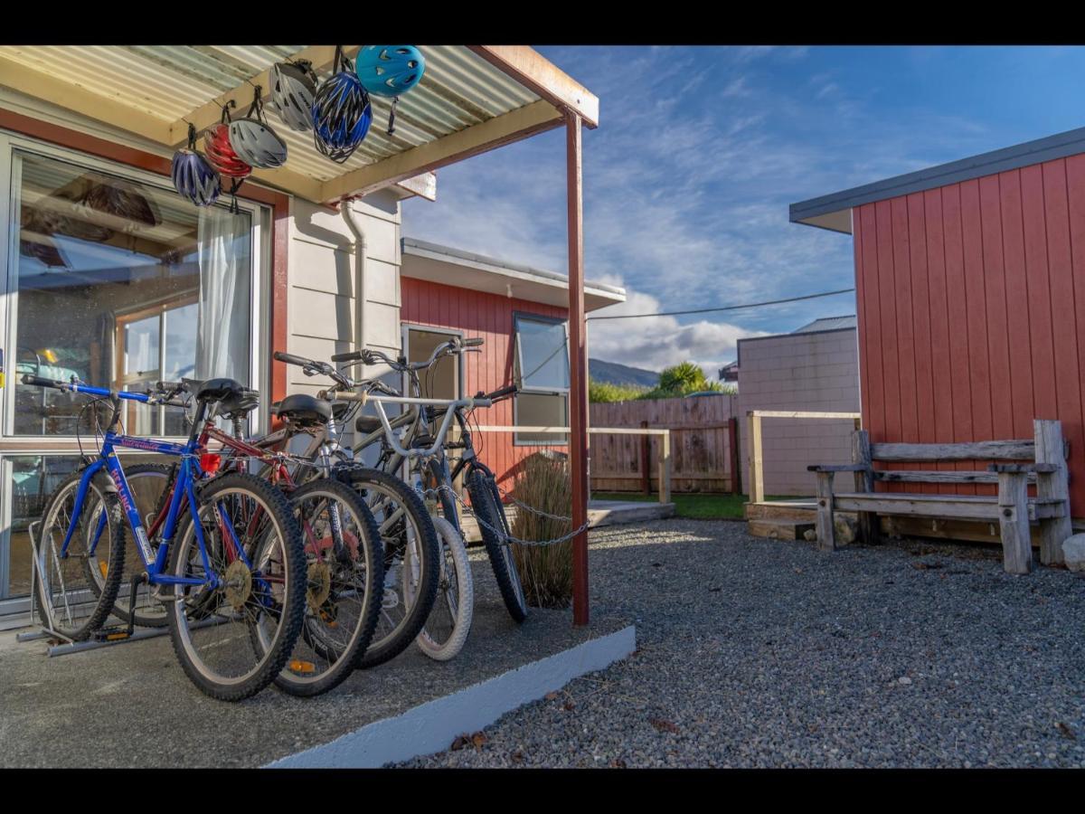Te Anau Holiday Home - Free Wifi - Free Bikes & Kayaks - Short Walk To Lake & Town - Top Views Kültér fotó